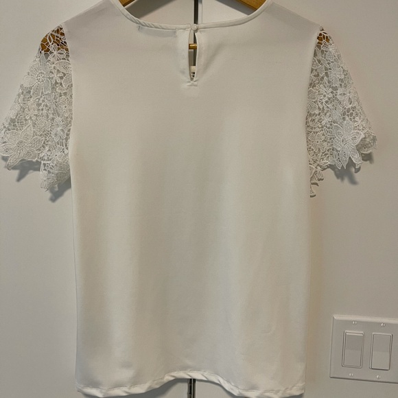 Suzy Shier cute white top with pattern detail. Brand New size medium - Picture 2 of 2